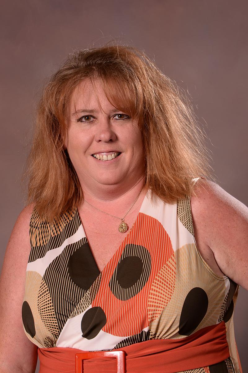 debi bandy employee headshot